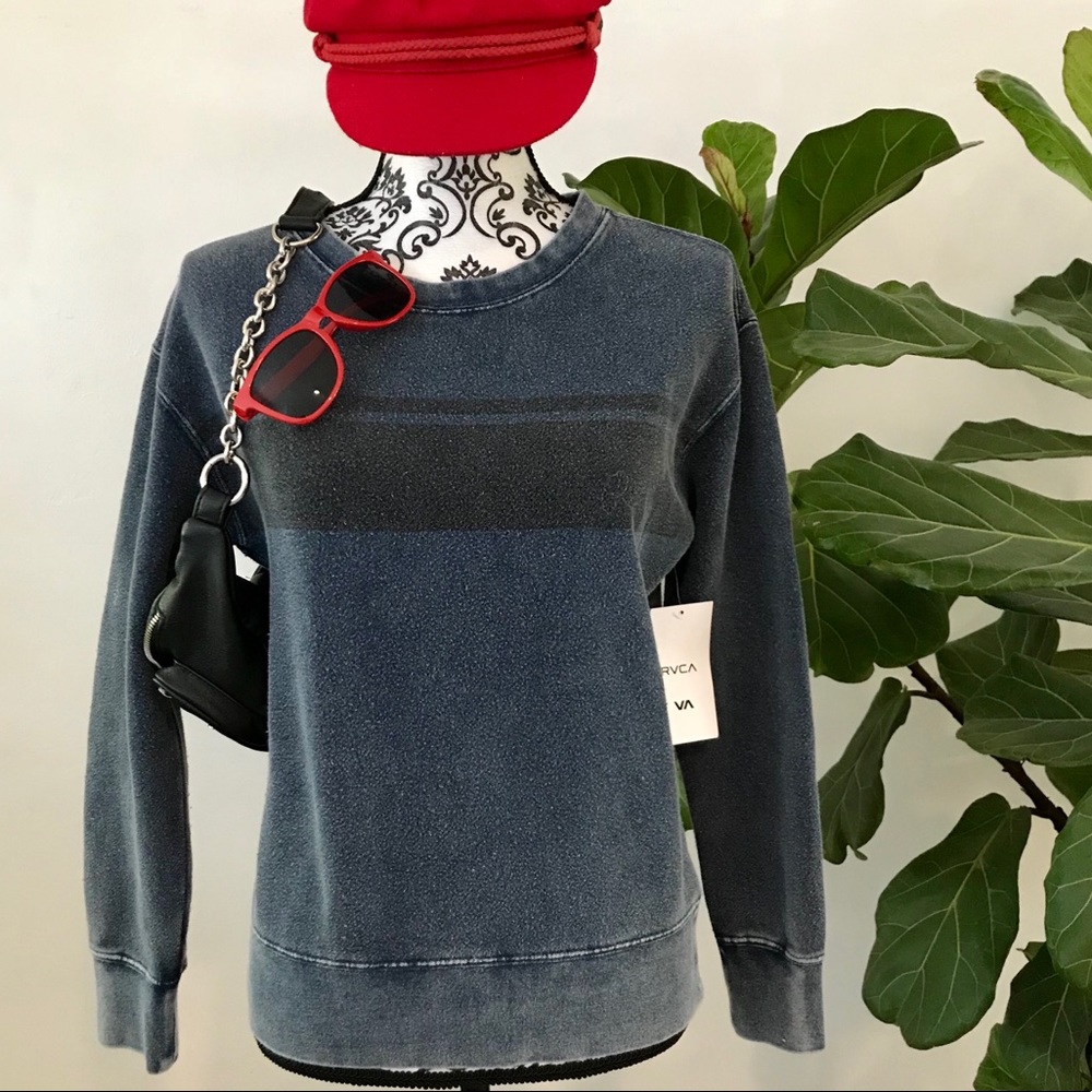 π₯π₯RVCA - DISTRESSED PULLOVER SWEATSHIRTπ₯π₯ - Picture 1 of 3